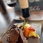 Osteria Senti - 期間限定肉類料理（牛舌燉飯）