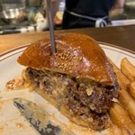 HYOE'S BURGERS + FRIES - 