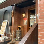 HYOE'S BURGERS + FRIES - 