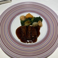 シェ・イノ - 