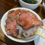 キッチン ブルー グローブ - 次はローストビーフご飯