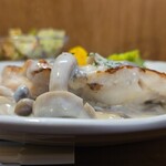 キッチン ブルー グローブ - 横から、タップリな茸