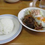 大衆食堂　泉 - 煮込みハンバーグ定食