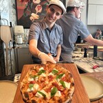 ザ ピッツァバー ON 38TH - 