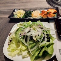 近江うし焼肉 にくTATSU 日本橋室町店 - 