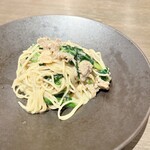 ザ ストリングス表参道 - 