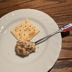 Bistro TATSU - 奈良漬とクリームチーズのカナッペ。