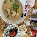 博多 長浜ラーメン 一竜 - 