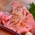 魚草 - エイのきも刺し 800円(税込)