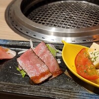 近江うし焼肉 にくTATSU 渋谷店 - 