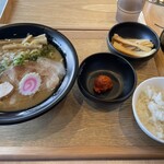 IKEMEN - 辛味噌中華そば(980円)辛味噌別添え