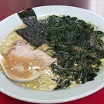 ラーメンショップ - 料理写真:わかめラーメン（中盛り）