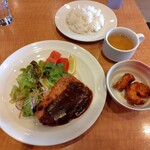 ガスト - 料理写真:柔らかうすかつデミグラスソース＆唐揚げ