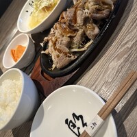 焼肉&手打ち冷麺 二郎 KANAYAMA - 