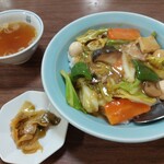 伊世家 - 中華丼