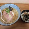 ラーメン香華