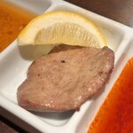 焼肉ホルモン はねいし - 
