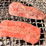 焼肉ホルモン はねいし - 