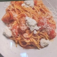 ERUTAN RESTAURANT BAR - リコッタチーズと軽いトマトソースのパスタ