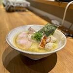 ジャパニーズ ラーメン 五感 - 