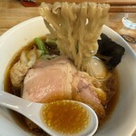 一番いちばん - ふるえるみぎてで