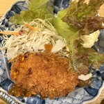 酒•肴 とやお - 松茸と鱧のコロッケ（梅肉で味変）