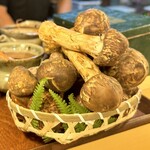 酒•肴 とやお - まつたけ（採算度外視すぎました）