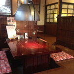 大部屋掘りごたつ