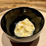 温石 - 2杯目のご飯は玉丼。蛤と椎茸のエキスをたっぷり含んだ玉〆は優しい味わいで、お腹いっぱいでもスルスルと入っていっちゃう美味しさ！