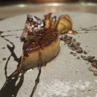 八重洲 steak & seafood 鉄板焼き 一心 - 鴨のフォアグラ　りんご　バルサミコ酢、塩、胡椒