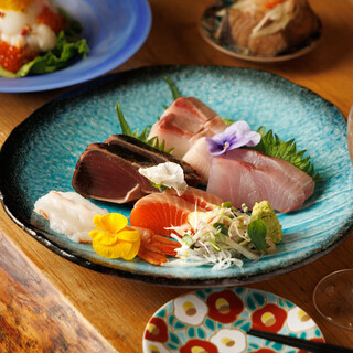 大好評！！【日本酒３０種入飲み放題】お得なコース５０００円〜