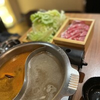 しゃぶしゃぶ・創作料理居酒屋 豚吟 栄店 - 