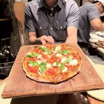 ザ ピッツァバー ON 38TH - 