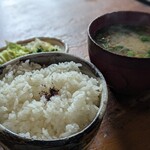 仁亭 - ごはんも結構ボリューム有り