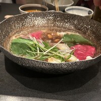 銀座しゃぶ輝 黒毛和牛しゃぶしゃぶ・すき焼き専門店 銀座本店 - 
