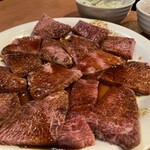 元氣七輪焼肉 牛繁 - 