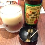 ギリギリ カフェ - 燻製ビールとおとおしのおつまみ