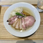 宍道湖しじみ中華蕎麦 琥珀 東京本店 - 中華蕎麦塩¥1300麺大盛り¥200