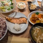 梅田 阪急三番街 リバーカフェ - 