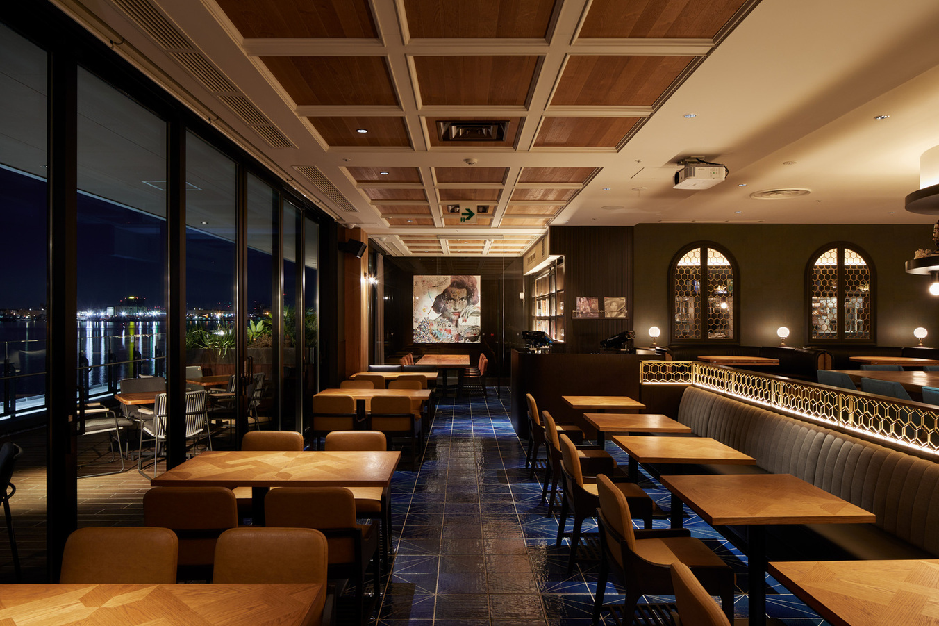 写真 : QUAYS pacific grill （キーズ パシフィック グリル