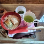 티 코우보우 카하다 - 흰 팥죽과 녹차