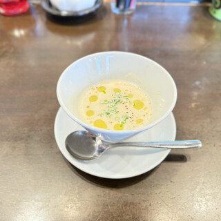 ラ・メゾン・ルージュ_1