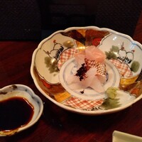 あそび割烹 さん葉か - お造り（ヒラマサ、鯛、ウスバハギ）