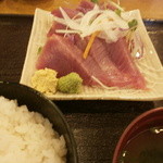 いっしきお食事処 - カツオの刺身定食８００円