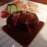 鉄板ダイニング 芳 - デミグラスソース