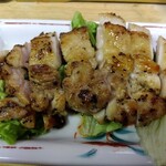 とん八 - 鶏肉のにんにくこしょう焼き 480円(税込)(2025年1月29日撮影)