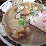 すごい煮干ラーメン凪 新宿ゴールデン街店本館 - すごい煮干しラーメン