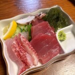 ゆくい処 石だたみ - 刺身（アカマチ、タコ、マグロ、海ぶどう）