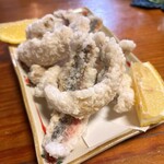 ゆくい処 石だたみ - グルクン唐揚げは初めて丸揚げでなく半身ずつ。
