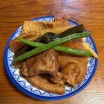 ゆくい処 石だたみ - 煮付け（テビチとろとろ、ソーキ、厚揚げ、竹輪、昆布、隠元など）